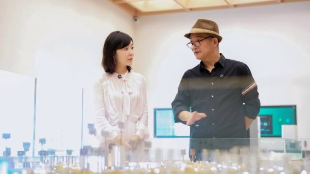 刘东：珠宝“神话”靠热爱创造｜广东珠宝产业一线走访录