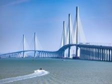 迈入“双通道”时代！南方日报推出江门抢抓“大桥经济”机遇一线报告