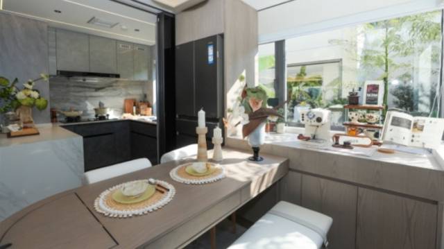 68平方米的新房有多大？一镜到底带你体验｜在+看房