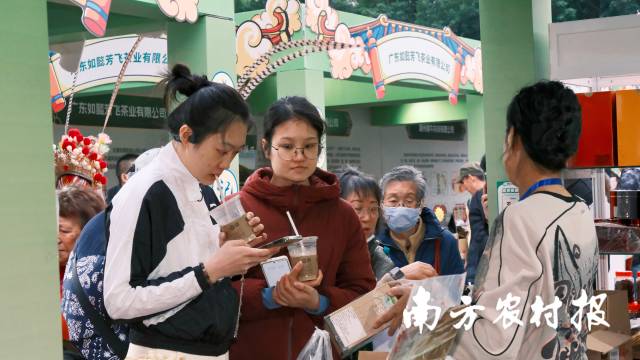 南方農(nóng)村報 黃堅文 拍攝