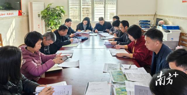 梅州市绿美人才服务团队到兴宁市永和镇仁里村开展培训指导