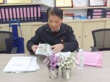 中山89岁志愿者凌志坤：夕阳映朝阳，微光成火炬