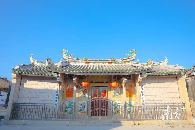 左滑看祠堂修缮前场景