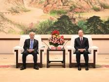 黄坤明王伟中会见澳门特别行政区行政长官岑浩辉