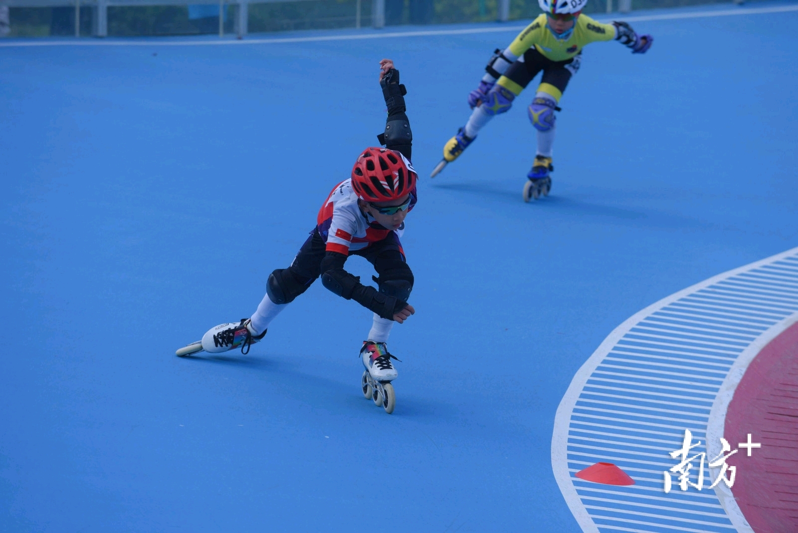 速度轮滑。 速度轮滑。