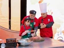 视频｜一打二捏三煮！香喷喷的道滘手打肉丸出锅啦