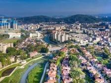 坪地街道党工委书记黄敬顺：擦亮国际低碳城名片，打造特色品牌