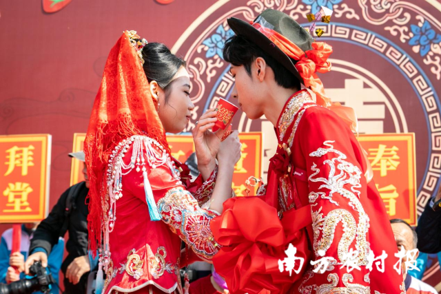 水上婚礼富有深厚疍家文化内涵，韵味别具。