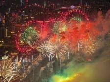 炫彩祥云、飘浮木棉……白鹅潭超15万发烟花蓄势待发