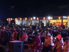 快评 | 村民站“C位”，最纯粹的“村晚”在广东