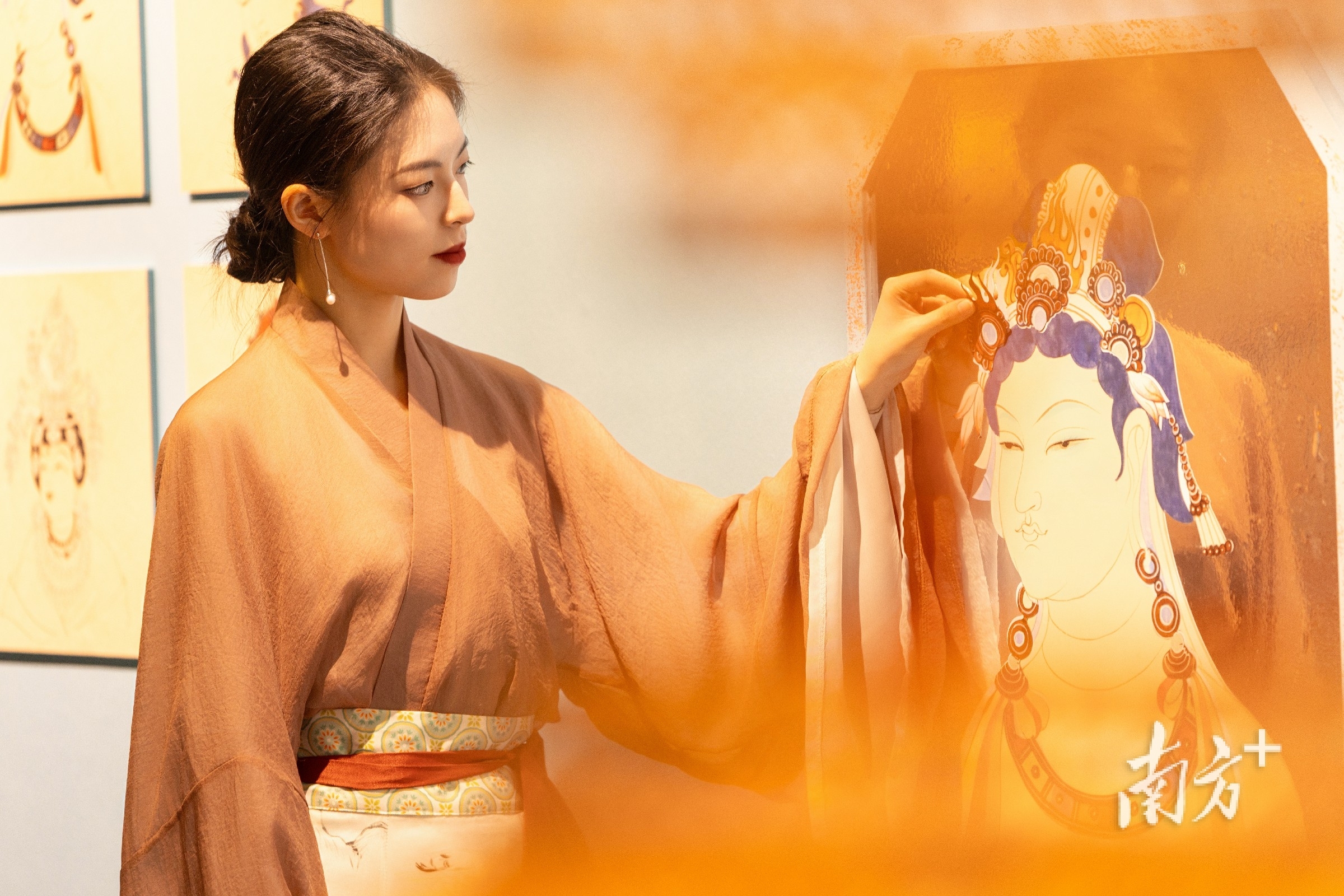 遇见敦煌in广州，沉浸式数字光影艺术展还原丝路神话