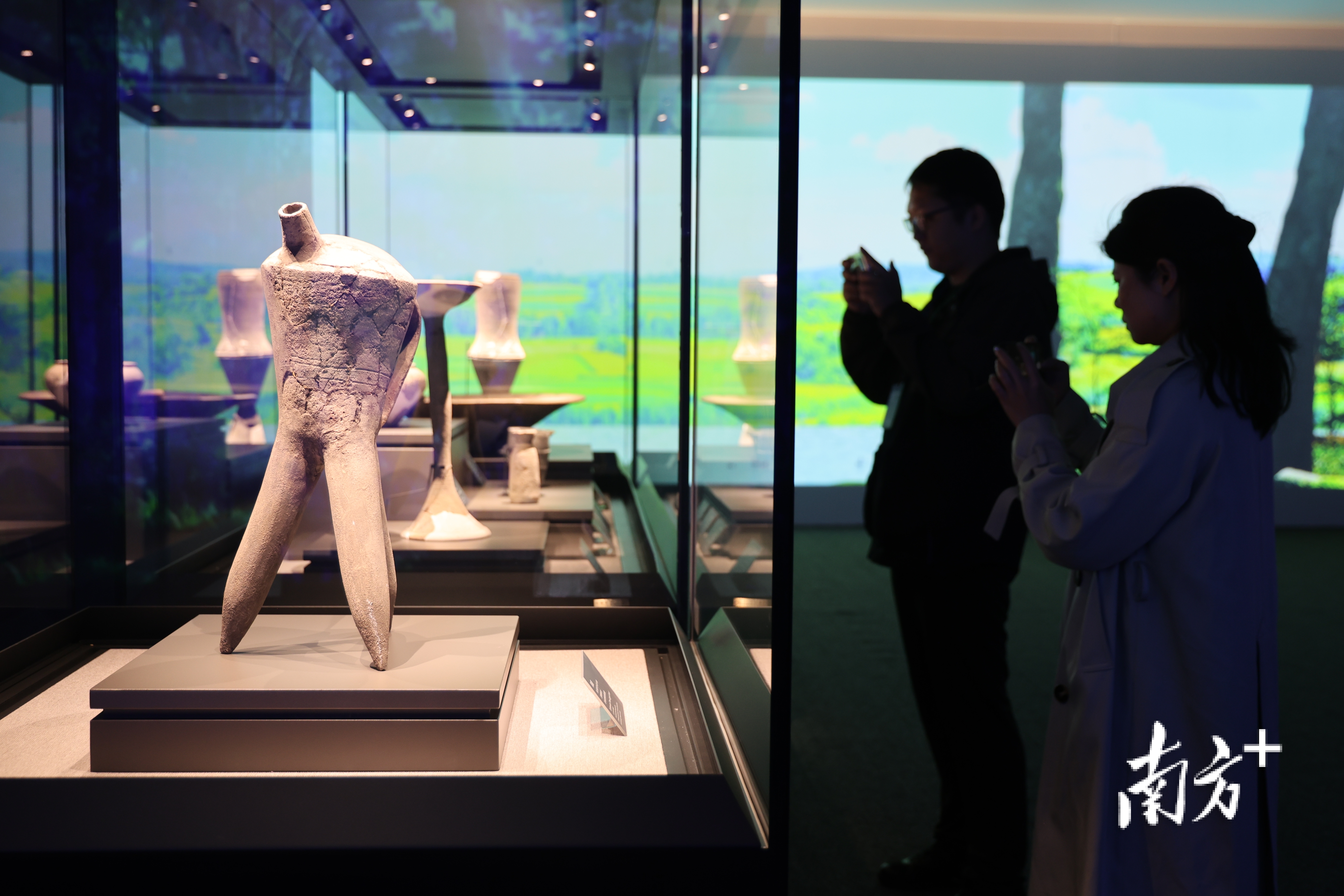 本次展览展期将持续三个月，展出的一级文物多达36件。