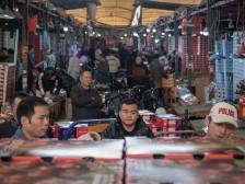 新春走基层｜水果市场人气旺，广州交警联合多方疏堵