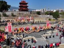 多图丨肇庆府城行大运，龙狮巡游贺新岁