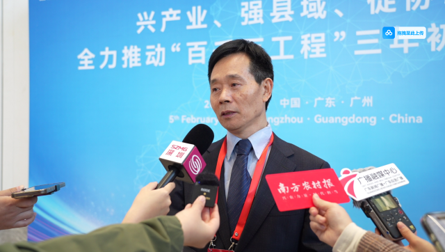 中国农业大学中国县域经济研究中心主任、教授张正河在广东省高质量发展大会上接受南方农村报采访。