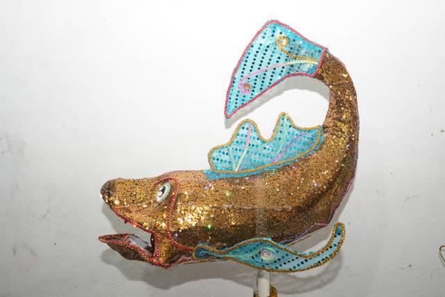 作品名：《鲤运连连》