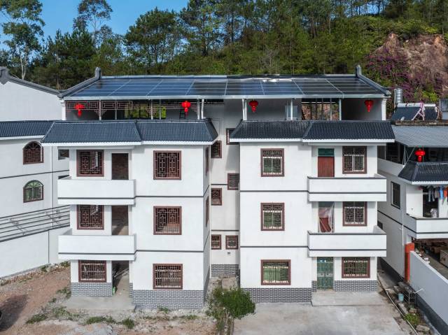 改造后的农房，具有浓郁客家特色。