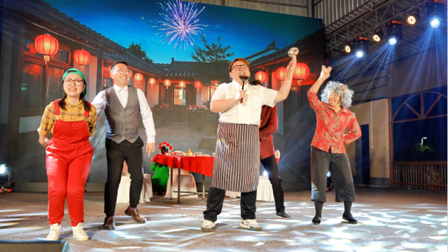 《做年例》节目载歌载舞，生动演绎粤西地区年例文化。