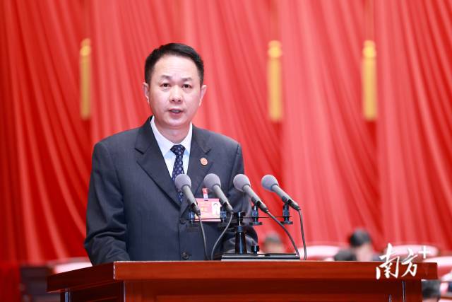3 南方+ 张冠军 拍摄