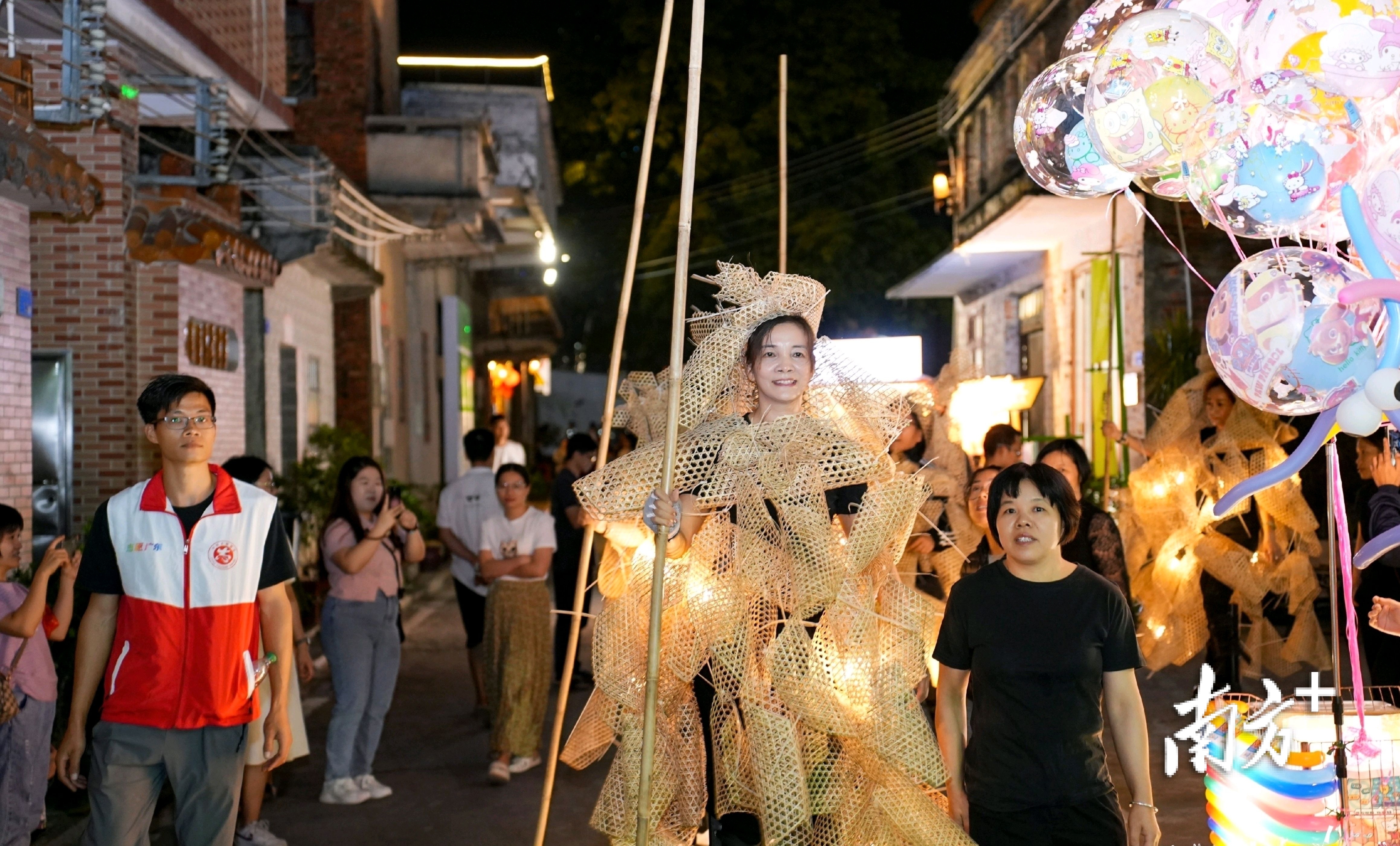 丹灶镇“墟游记2024·罗行艺术墟”是一场艺术盛宴。&nbsp; 丹灶宣办供图