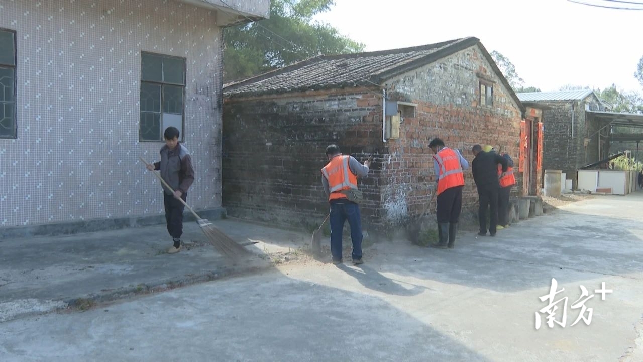 粤宝环保工程公司开展人居环境整治巩固提升业务。