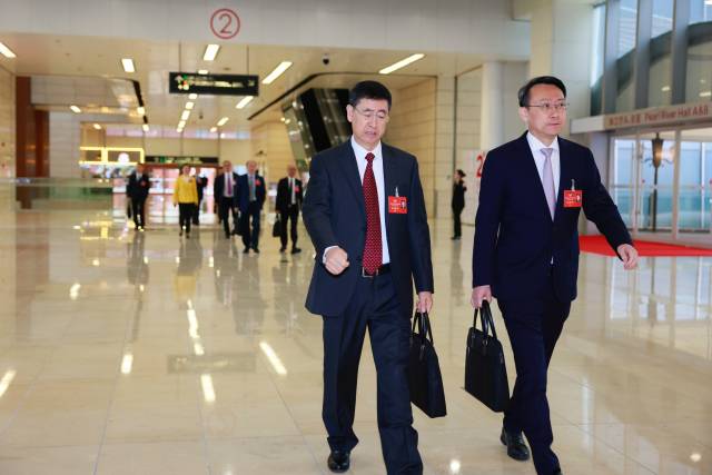 现场直击｜广州市政协十四届四次会议正式开幕