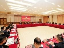 政协界别委员代表座谈会举行，为“再造一个新佛山”建言献策｜佛山两会