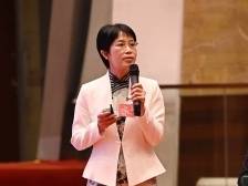 邓静红：加快合成生物技术赋能，发展广州美妆产业新质生产力｜广州两会