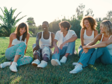 不只是节水2万吨！这一数字技术让牛仔服装行业更环保|数说往事