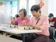横琴第6处长者饭堂启用，澳门居民点赞实惠午餐