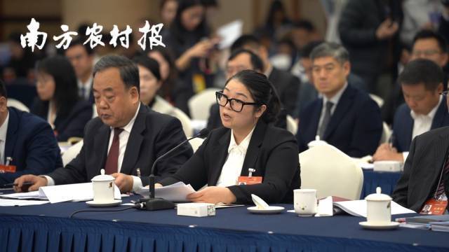 十四届全国人大二次会议期间，黄秀芬代表提出关于做实做强12221市场体系、建设粤赣湘（韶关）农产品交易高地的建议。