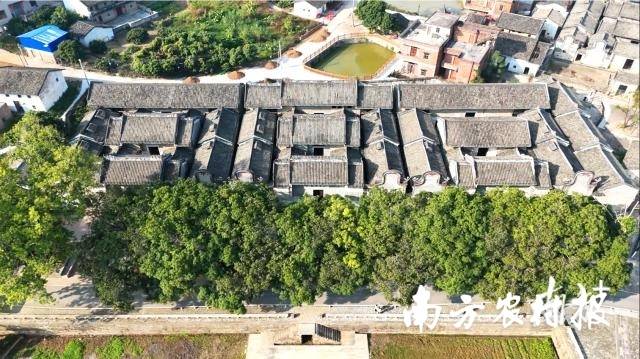 云浮市罗定梁家庄园景区。