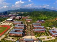 广东两阳中学：全力深化教育改革 着力提高教育质量