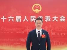 李凯航：发挥三角镇“四大优势”，融入湾区产业中心｜中山两会·代表说