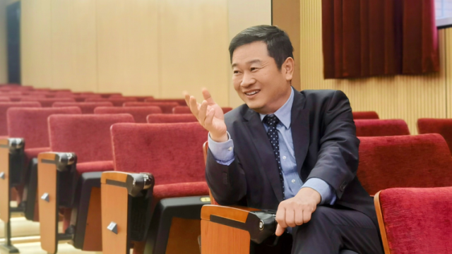 名实相符，从UIC到BNBU，开启博雅教育的时代共振  ｜对话北师港浸大校长陈致