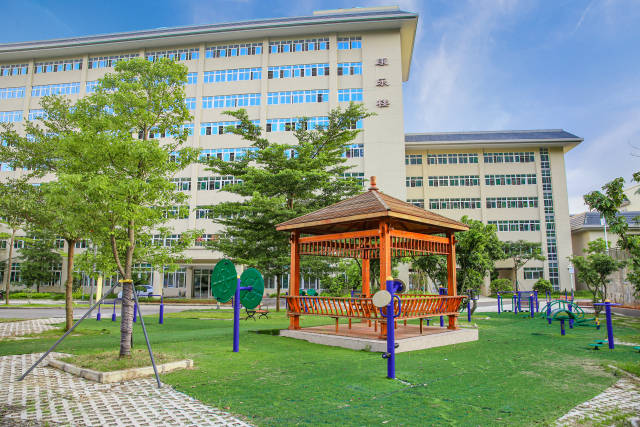 增城区颐养院（增江院区）花园式环境。  