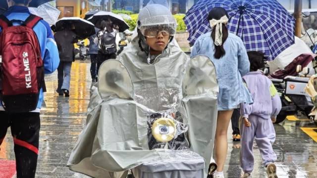 还有高手？冷空气+降雨双重攻击，广东清明天气上演“花式变脸”