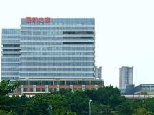 家居零售巨头“年考”差评？向新突围丨冷眼看财报