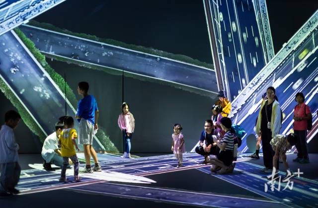 王绍强：广东美术馆十年中的建构与前行