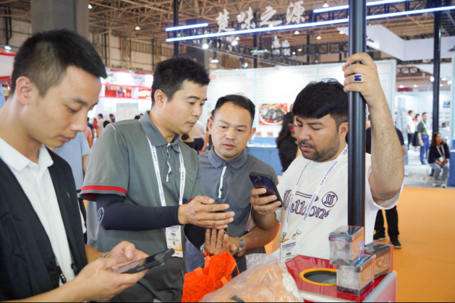 往届“食博会·预博会”现场 往届“食博会·预博会”现场