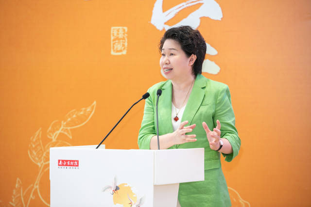 华南理工大学新闻与传播学院二级教授、博士生导师段淳林在“广东三宝”发布会上做主题分享。