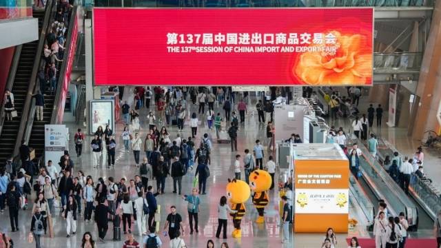 人人人人人+车车车车车，今日琶洲发生了什么？