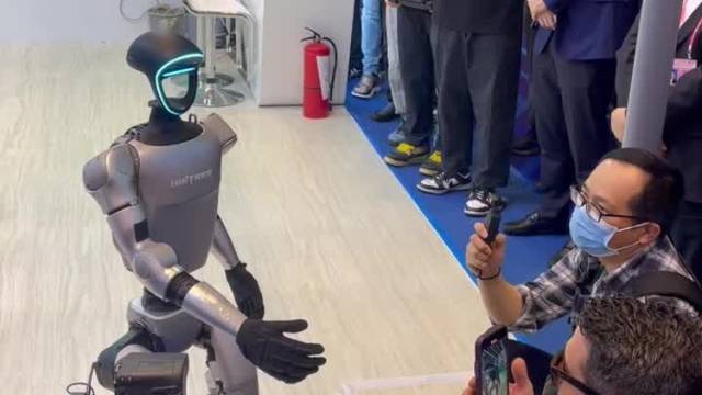 春晚“顶流”来广交会了！洋客商围观打卡忙