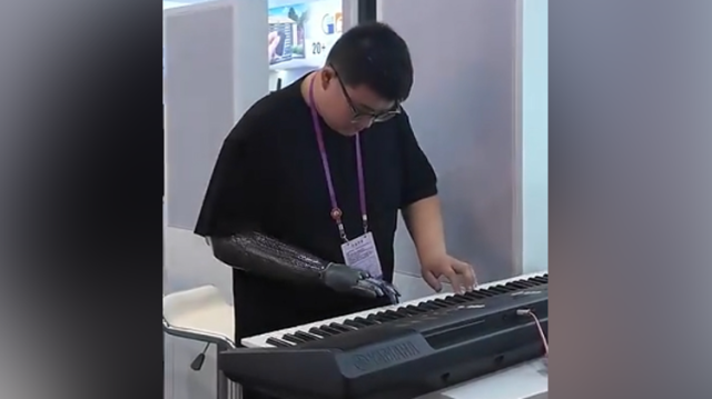 广交会上又现“黑科技”，仿生手帮忙圆钢琴梦