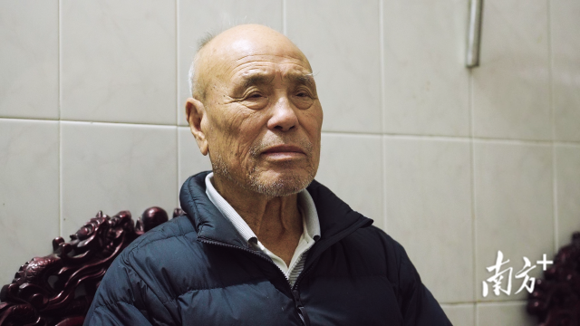 △郑桃带。 △郑桃带。