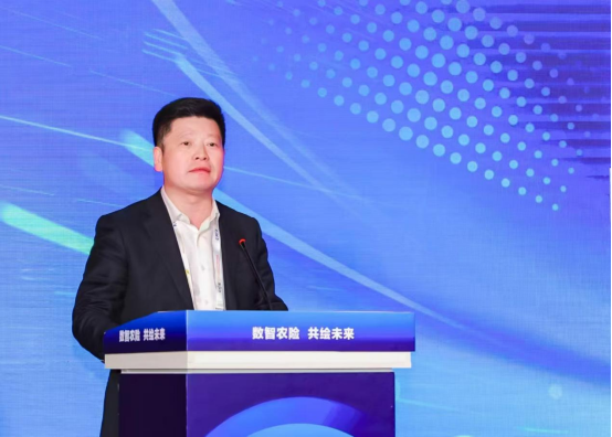 中华财险副总裁李友意致辞。 中华财险副总裁李友意致辞。