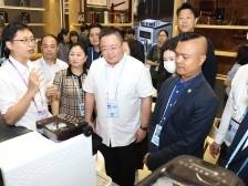 10余国侨领走进广交会，把“广东制造”带出去