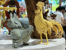 木雕与纸艺交相辉映，莞揭特装馆的非遗引流密码 | 展团故事④