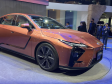 雷克萨斯全新一代ES全球首发