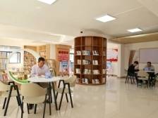 视频｜世界读书日遇见“诗与远方”，探访望牛墩的书香驿站